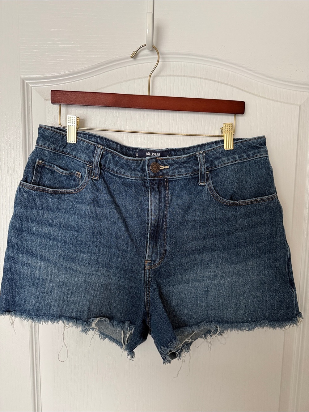 Hollister Women's Medium Blue Frayed Hem Denim Shorts